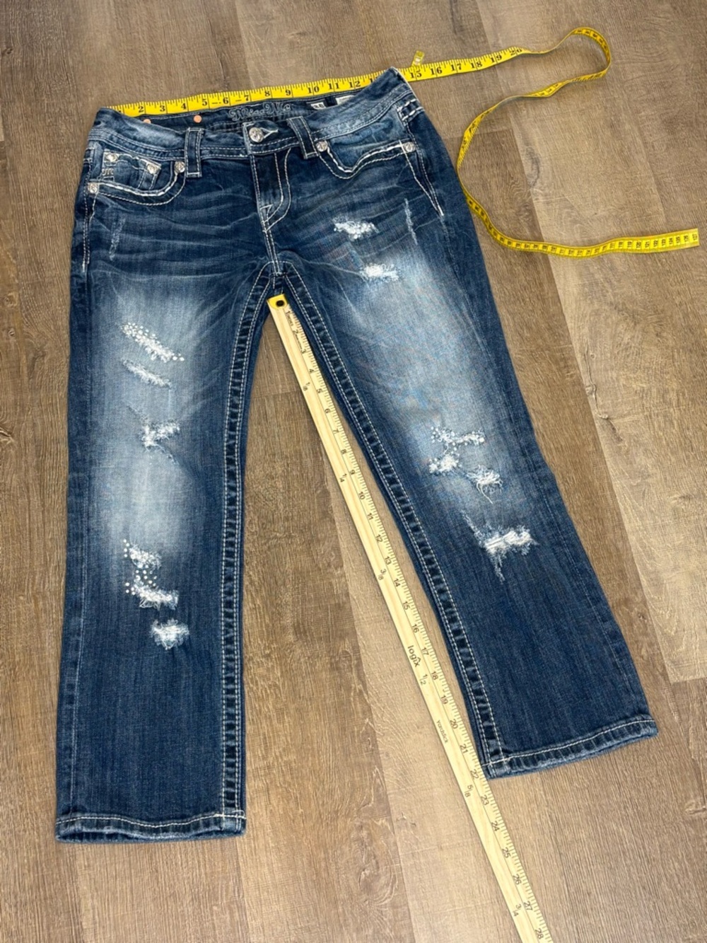 Miss Me Distressed Dark Blue capris